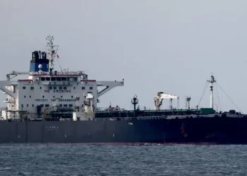 Manş Denizi’nde tehlikeli gerilim: İngiltere Rus petrol tankerini ele geçirdi