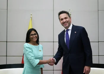 Bakan Bayraktar’dan Venezuela ile iş birliği vurgusu: Devlet Başkanı Rodriguez ile görüştü