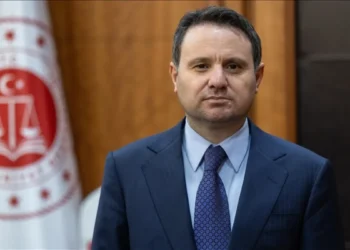 SON DAKİKA… Bakan Akın Gürlek açıkladı! 104 şüpheli hakkında gözaltı kararı: 193 milyar 367 milyon TL’lik bir işlem hacmi belirlendi!