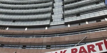 CHP kulisi çalkalanıyor: Köprüler tamamen atıldı