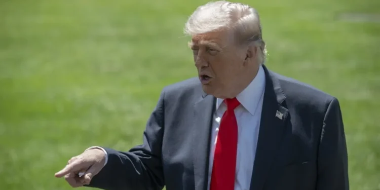 Trump: Anlaşma sonrası Hürmüz herkese açılacak