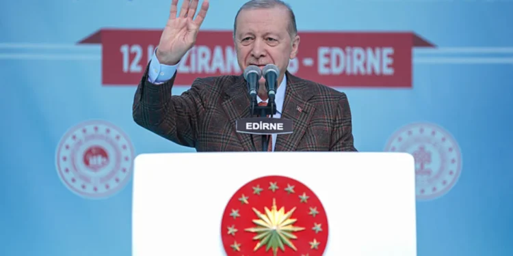 Başkan Recep Tayyip Erdoğan: Ana muhalefet koltuk kavgasında… CHP sanki dövüş kulübü!