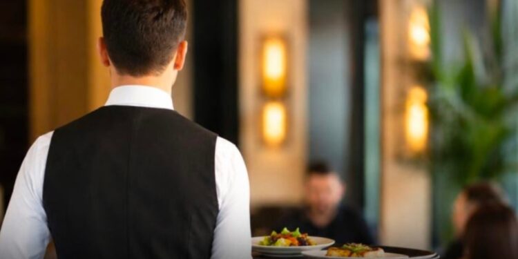 Ticaret Bakanlığı’ndan sert açıklama: Restoranlarında bunu yapan işletme yandı