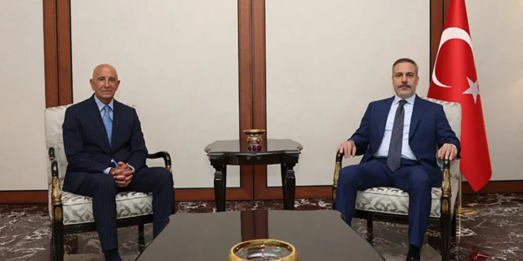 Dışişleri Bakanı Hakan Fidan ABD’nin Ankara Büyükelçisi Tom Barrack’ı kabul etti