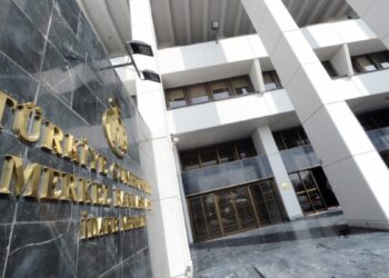 Savaş bitse bile yüksek faiz dönemi sürecek