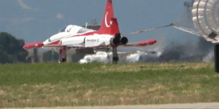 MSB’den açıklama geldi: Çiğli’deki Ana Jet Üssü taşınacak iddiası asılsız çıktı