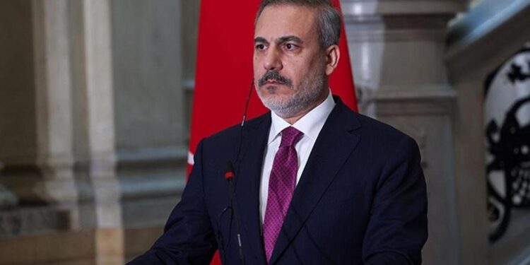 Dışişleri Bakanı Hakan Fidan, Katarlı mevkidaşı ile telefonda görüştü