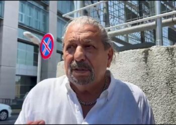 Erman Toroğlu, 3 yıla kadar hapsi istenen davadan beraat etti