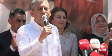Özgür Özel, Gümüşhane’de konuştu: Siz partinizi alkışlayın
