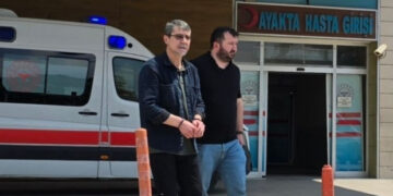 3 ay önce cezaevinden kaçmıştı… Saklandığı evde böyle yakalandı