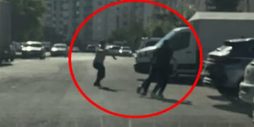 Diyarbakır’da 2 grup arasında silahlı kavga kamerada: 2’si ağır 3 yaralı