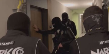 Difüzyon mesajı’ ile uluslararası seviyede aranan uyuşturucu baronu İstanbul’da yakalandı