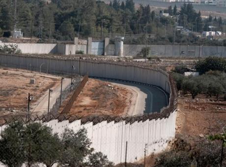 ‘Utanç Duvarı’ yakınındaki silahlı! 1 İsrailli öldü, 5 kişi yaralandı