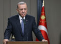 Cumhurbaşkanı Erdoğan, edebiyatçı ve yazar üç ismi ölüm yıl dönümlerinde andı