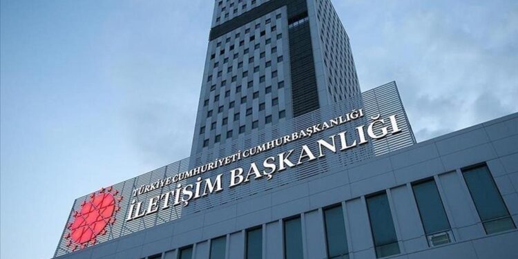 İletişim Başkanlığı: “Dendias’ın uçağı taciz iddiası yalan”