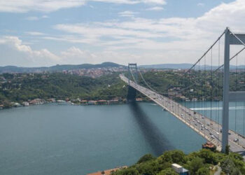İstanbul Boğazı’nda cansız beden alarmı: Bölgede arama yapılıyor