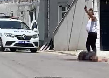 Eşini 15 yerinden bıçaklayan caninin ifadesi ortaya çıktı: Çocuğumla göz göze gelince durdum
