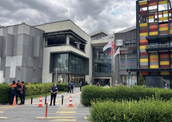 Kayseri’de AVM’de asılsız ‘canlı bomba’ ihbarı yapan çocuk yakalandı
