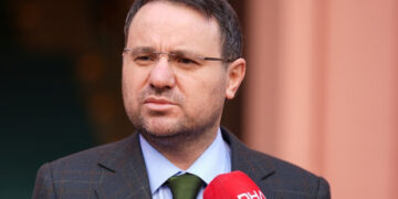 Bakan Gürlek duyurdu: Beyaz et sektöründeki 13 şirkete kayyım atandı