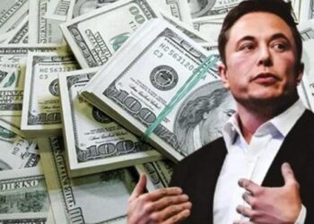 Elon Musk dünyanın ilk trilyoneri oldu! SpaceX hisseleri Nasdaq’ta işlem görmeye başladı