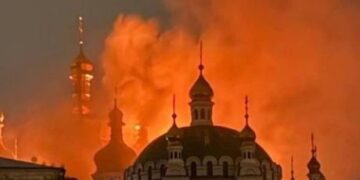 Rusya’dan Kiev’e gece saldırısı! 4 ölü, 140 bin kişi elektriksiz kaldı