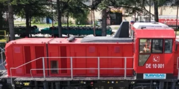 Yerli lokomotif dünya pazarına açıldı! İlk ihracat Tanzanya’ya…