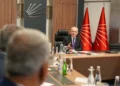 CHP’de iki belediye başkanının ihracı istendi