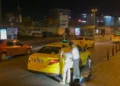 Yolcunun darp ettiği taksici ağır yaralandı
