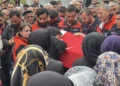Eşi tabutuna sarıldı, babası namazını kıldırdı: AFAD personeline hüzünlü veda