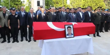 KADES ihbarına giden polis şehit oldu. Denizli’de toprağa verildi