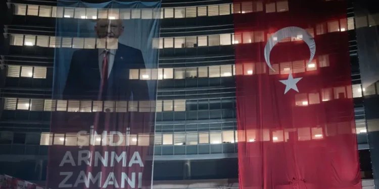 Birçok kişi işten çıkarılmıştı. CHP’den açıklama geldi
