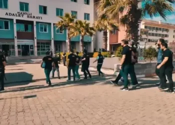 Talimatlar cezaevinden geliyordu. Çete operasyonunda 7 tutuklama