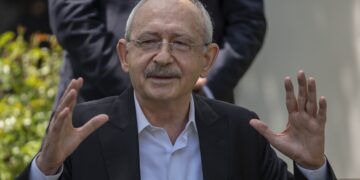 Kılıçdaroğlu grup toplantısı yolunu ihraçlarla açıyor