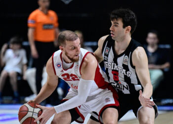 Bahçeşehir Koleji, Beşiktaş’ı yenerek seriyi eşitledi