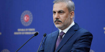 Bakan Fidan’dan diplomasi trafiği