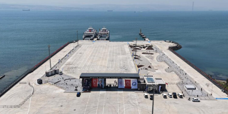 Bakan Uraloğlu: İstanbul-Çanakkale arası 3,5 saatten 2 saate düşecek