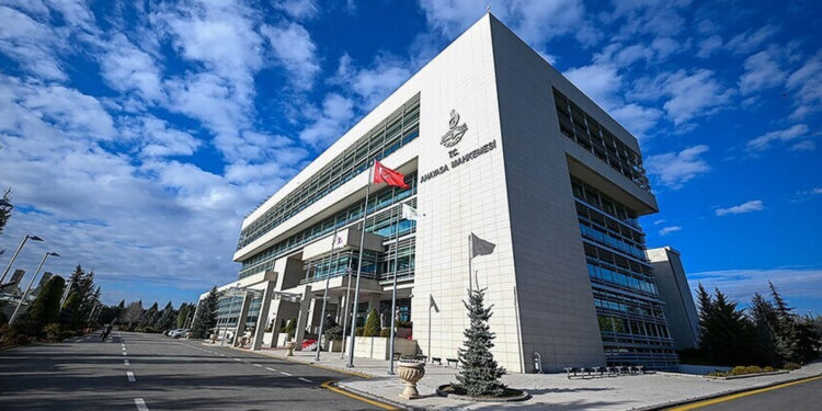 Berat Albayrak’ın avukatından CHP’nin müvekkili hakkındaki başvurusunun AYM’de reddine ilişkin açıklama