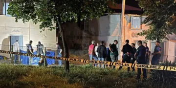 Karı-kocayı sokak ortasında katletti