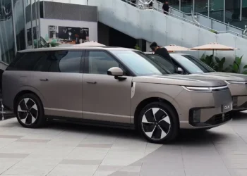 Çinli Range Rover XPeng GX Kapış Kapış Gidiyor