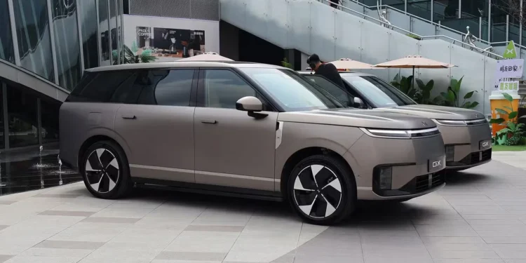 Çinli Range Rover XPeng GX Kapış Kapış Gidiyor