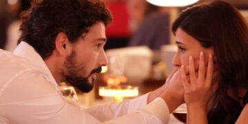 Bir dizi aşkı daha gerçek mi oluyor? Devrim Özkan ve Deniz Can Aktaş’ın samimi halleri dikkat çekti