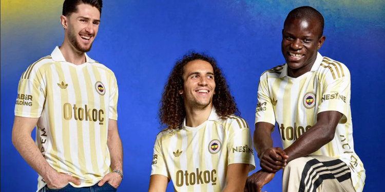 Fenerbahçe’den rekor forma geliri