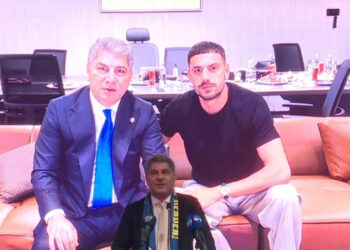 Hakan Safi, Merih Demiral’ı duyurdu! Fotoğraf paylaşıldı