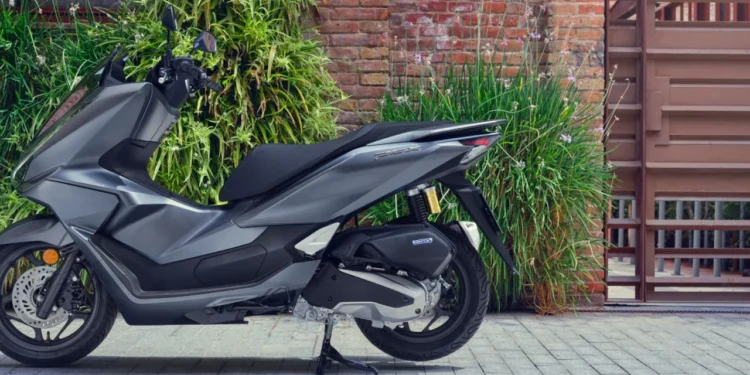İzmir Üretimi Honda PCX 125 Satışa Çıktı