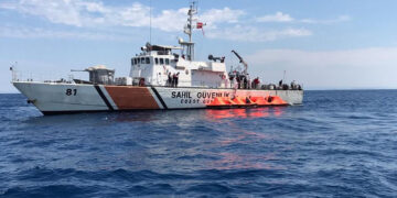 Karadeniz’de Türk balıkçı teknesine saldırı: 1 kişi yaşamını yitirdi