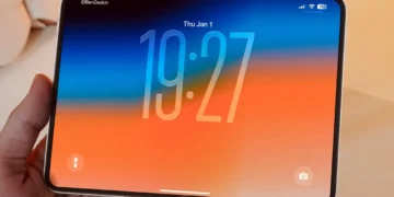 Katlanabilir iPhone iOS 27 ve macOS 27’de Görüldü