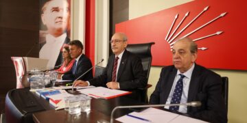 Kılıçdaroğlu yönetimi ısrarcı: Kurultay yapılamaz, il ve ilçe kongreleri yapacağız