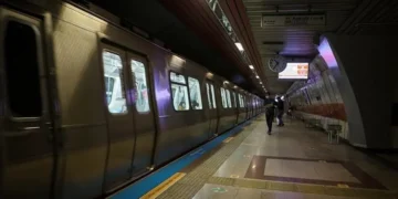 M7 Metro Hattı’nda arıza: Vatandaşlar tünelde yürüdü