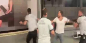 Pendik’te Marmaray’da yumruklu kavga