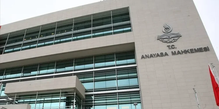 128 milyar dolar iddiası. Anayasa Mahkemesi, CHP’ye verilen tazminat cezasını yerinde buldu